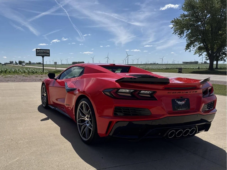 2023 Chevrolet Corvette C8 - Image 3 of 31