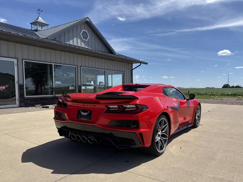 2023 Chevrolet Corvette C8 - Image 4 of 31