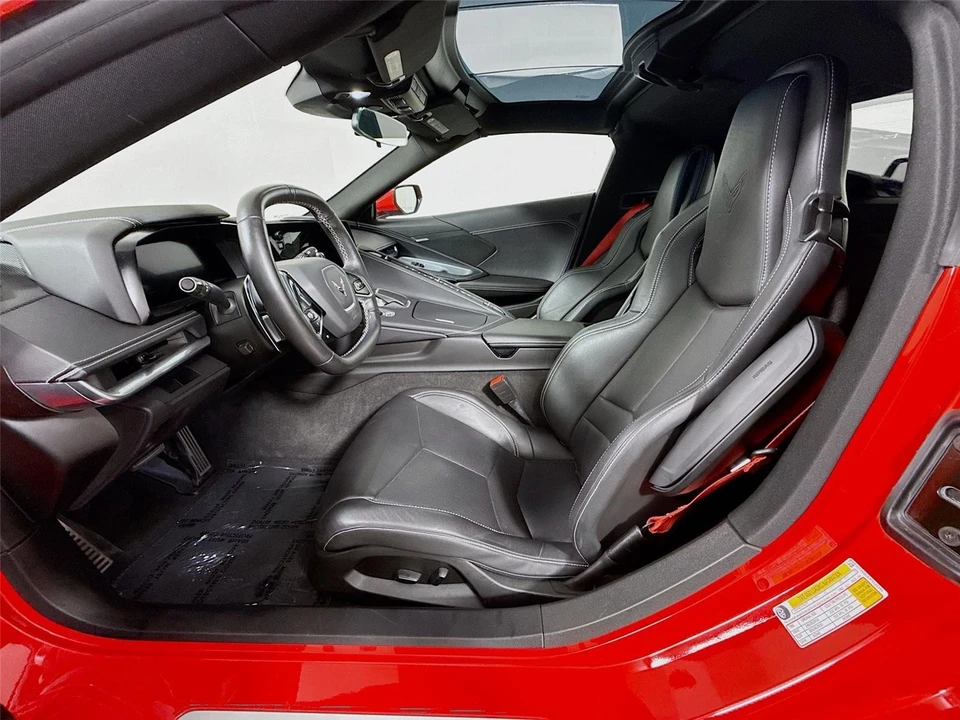2023 Chevrolet - Image 2 of 31