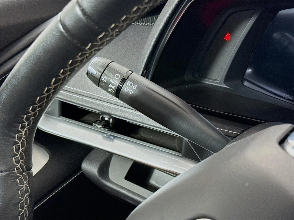 2023 Chevrolet - Image 6 of 31