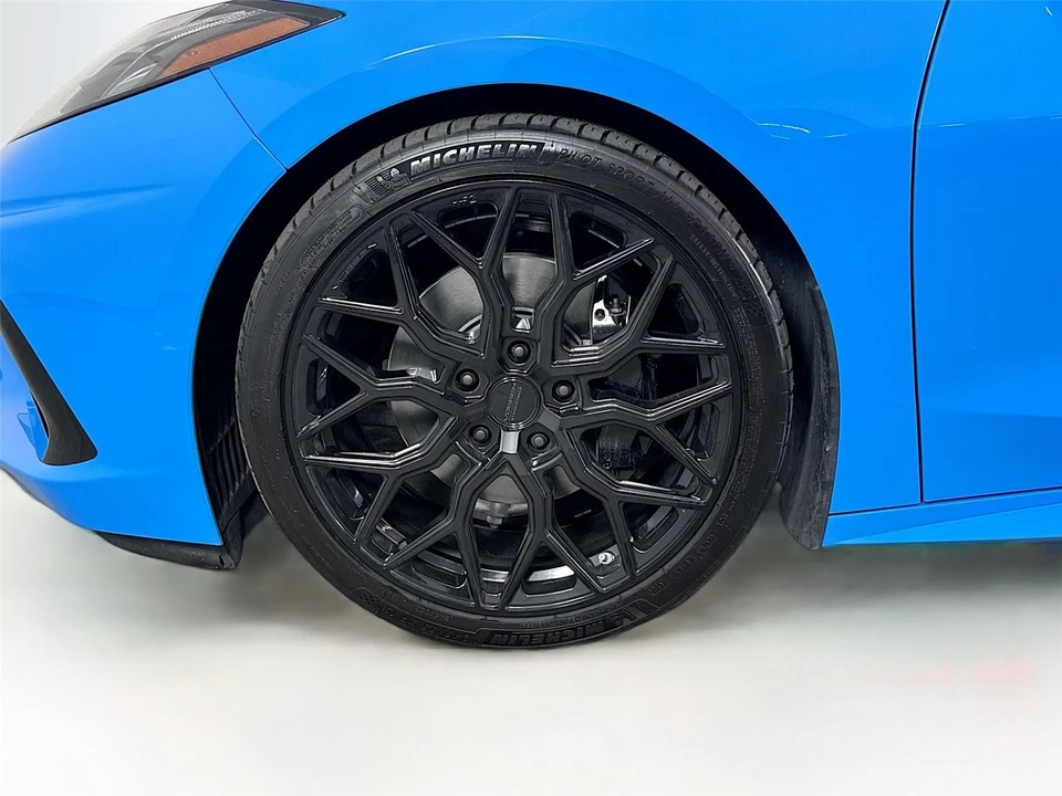 2023 Chevrolet Corvette C8 - Image 13 of 14