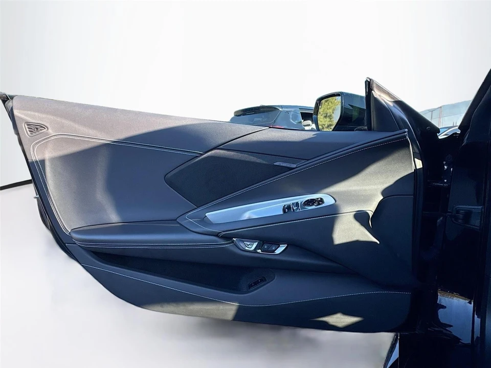 2023 Chevrolet Corvette C8 - Image 18 of 21