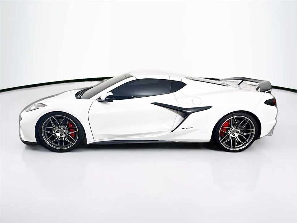 2023 Chevrolet Corvette C8 Z06 - Image 4 of 27