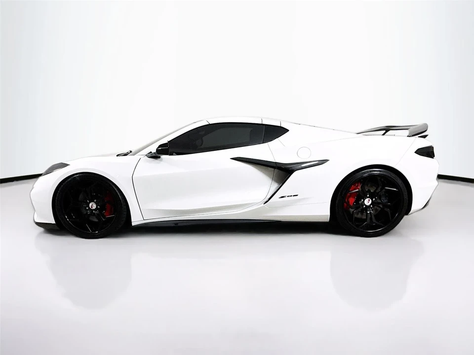 2023 Chevrolet Corvette C8 - Image 4 of 12