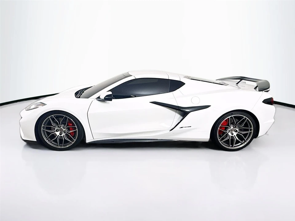2023 Chevrolet Corvette C8 - Image 4 of 21