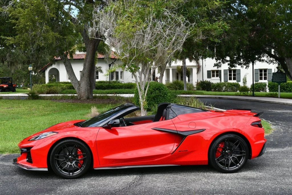 2023 Chevrolet Corvette C8 Z06 - Image 3 of 31