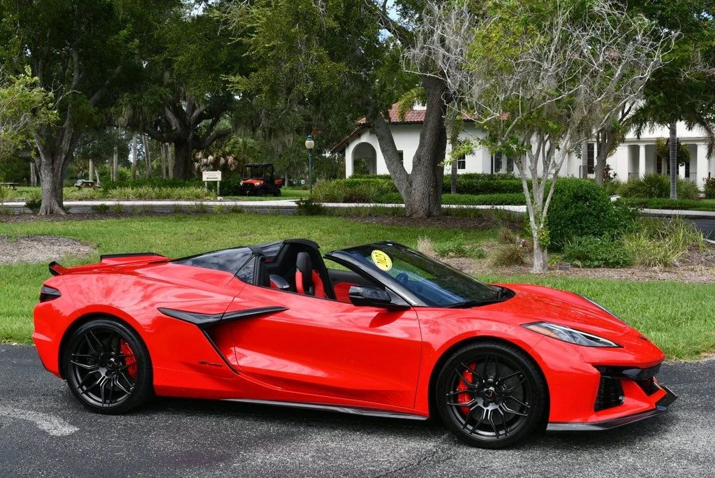 2023 Chevrolet Corvette C8 Z06 - Image 9 of 31