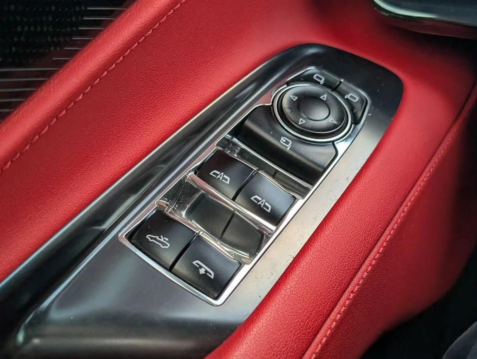 2023 Chevrolet Corvette C8 - Image 18 of 31