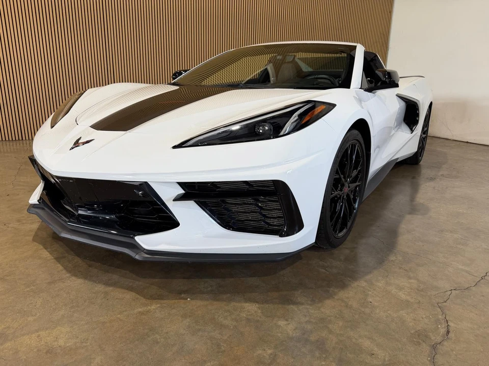 2023 Chevrolet Corvette C8 - Image 2 of 31