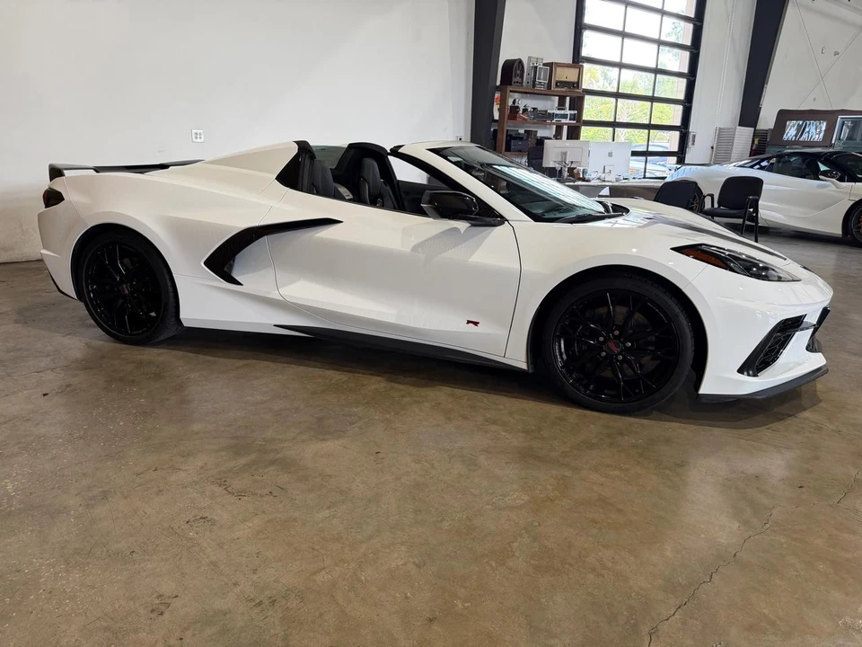 2023 Chevrolet Corvette C8 - Image 14 of 31