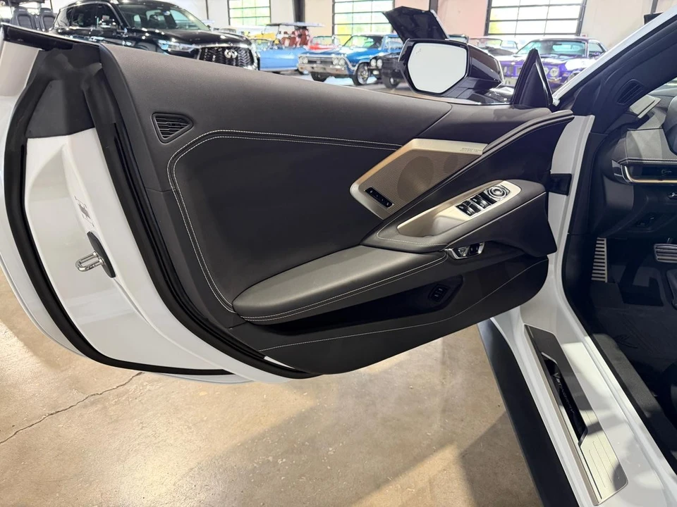 2023 Chevrolet Corvette C8 - Image 23 of 31