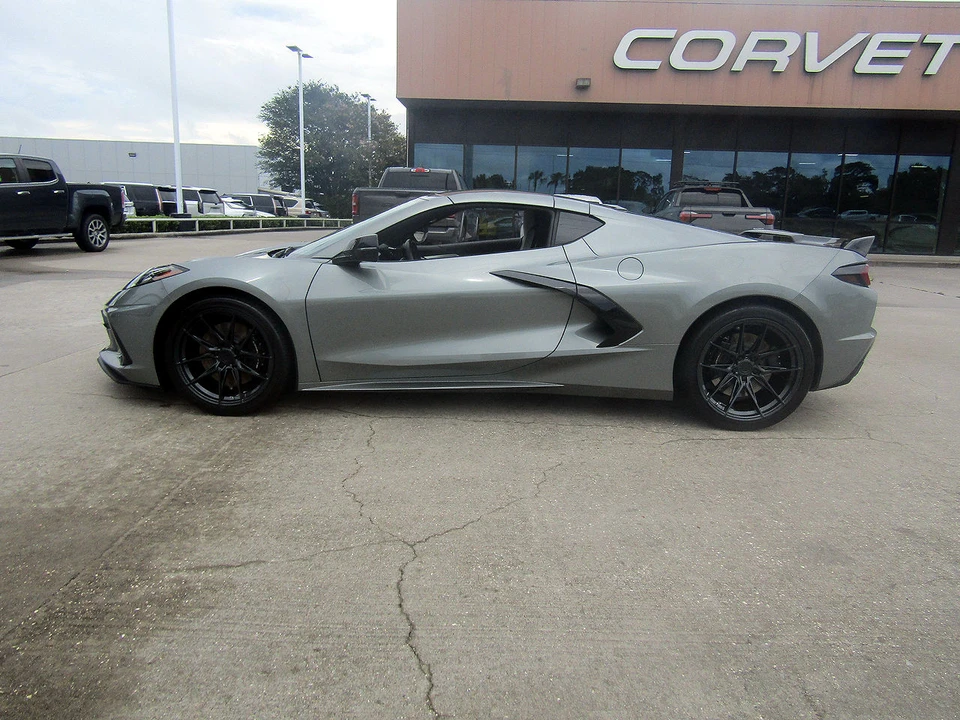 2023 Chevrolet Corvette C8 - Image 8 of 27