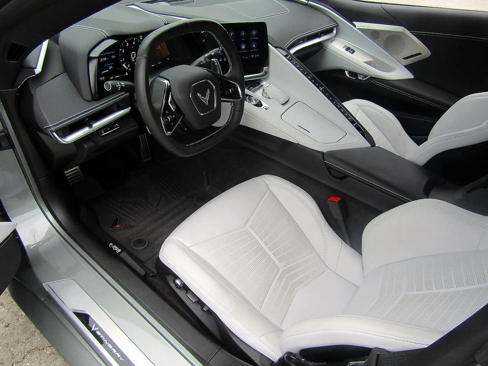 2023 Chevrolet Corvette C8 - Image 10 of 27