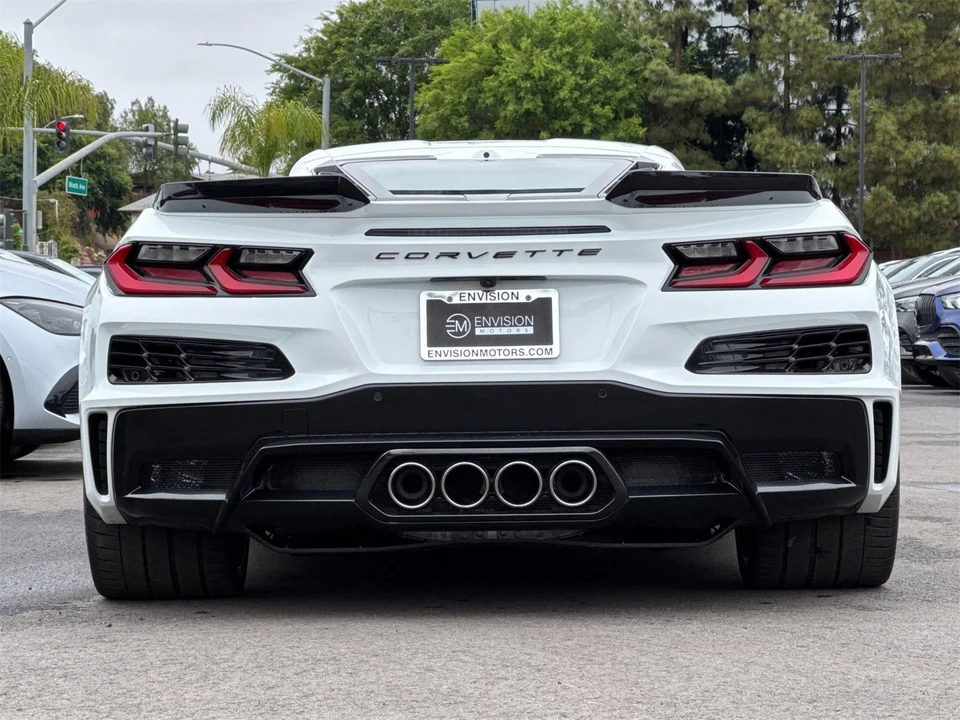 2023 Chevrolet Corvette C8 - Image 4 of 12