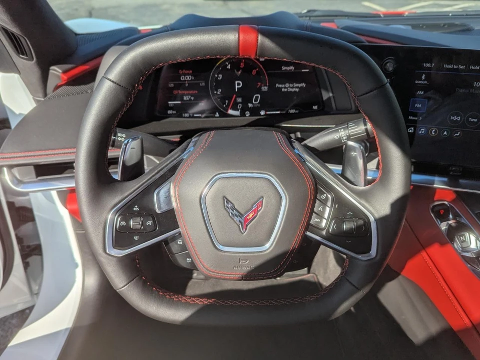 2023 Chevrolet - Image 24 of 31