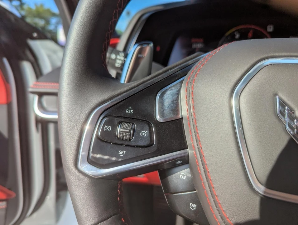 2023 Chevrolet - Image 25 of 31