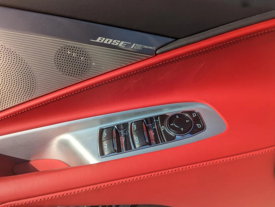 2023 Chevrolet - Image 17 of 31