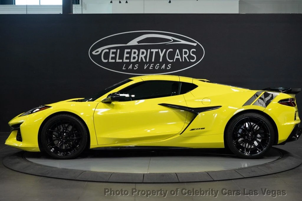 2023 Chevrolet Corvette C8 Z06 - Image 4 of 12