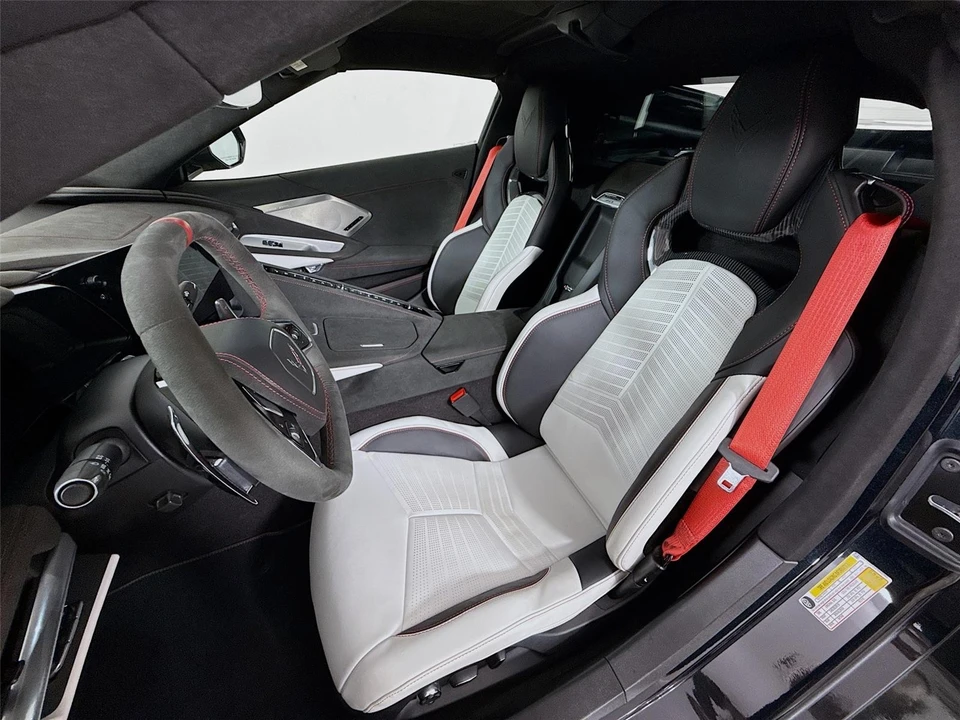 2023 Chevrolet Corvette C8 - Image 18 of 20