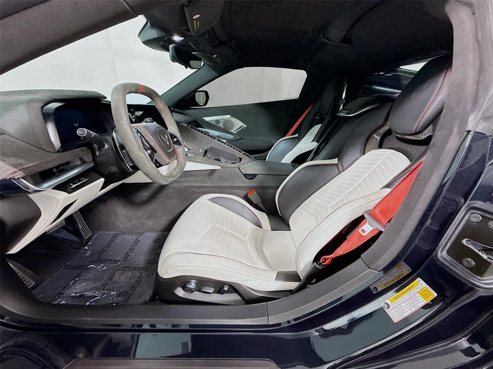 2023 Chevrolet Corvette C8 - Image 2 of 25