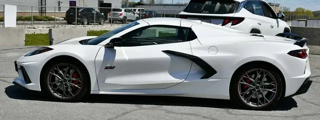 2023 Chevrolet Corvette C8 - Image 4 of 10