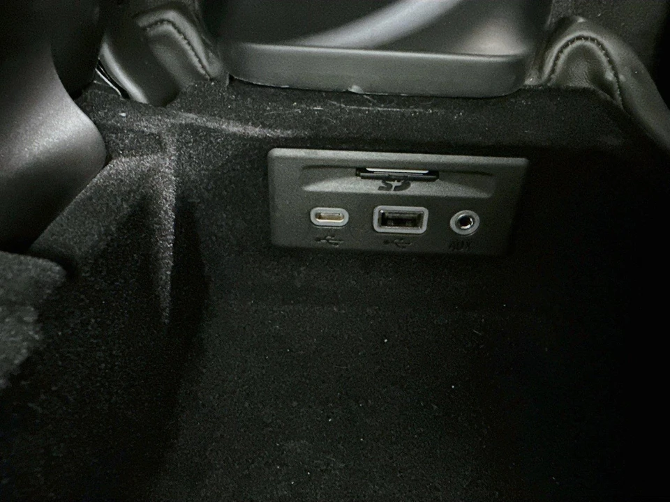 2023 Chevrolet Corvette C8 Z06 - Image 24 of 31