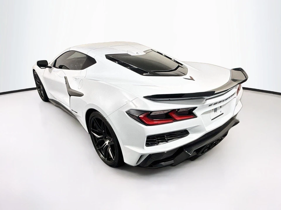 2023 Chevrolet Corvette C8 Z06 - Image 5 of 13