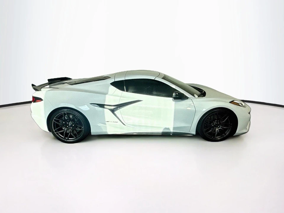 2023 Chevrolet Corvette C8 Z06 - Image 6 of 31