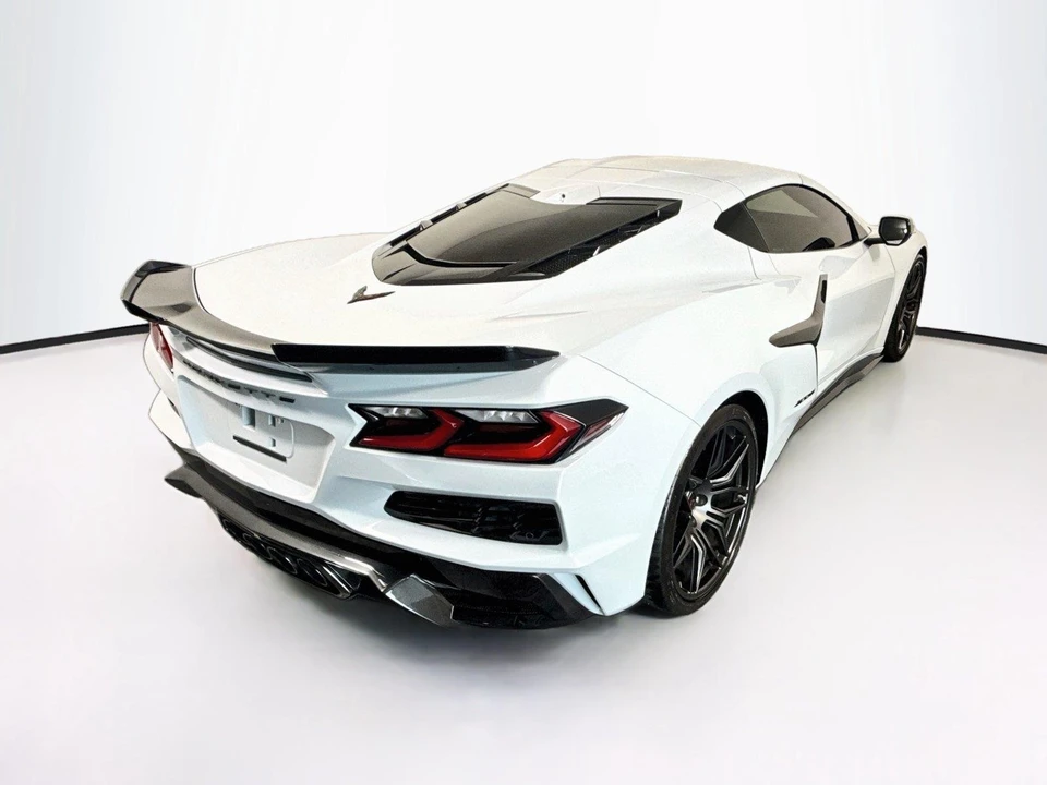 2023 Chevrolet Corvette C8 Z06 - Image 7 of 13