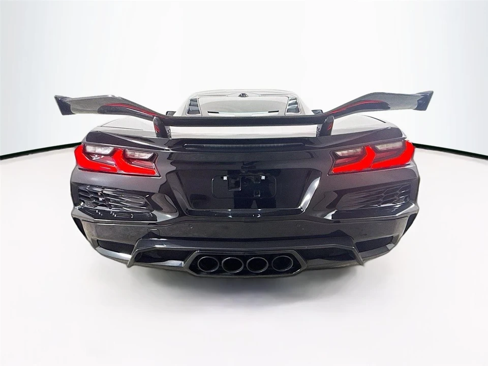 2023 Chevrolet Corvette C8 Z06 - Image 23 of 31