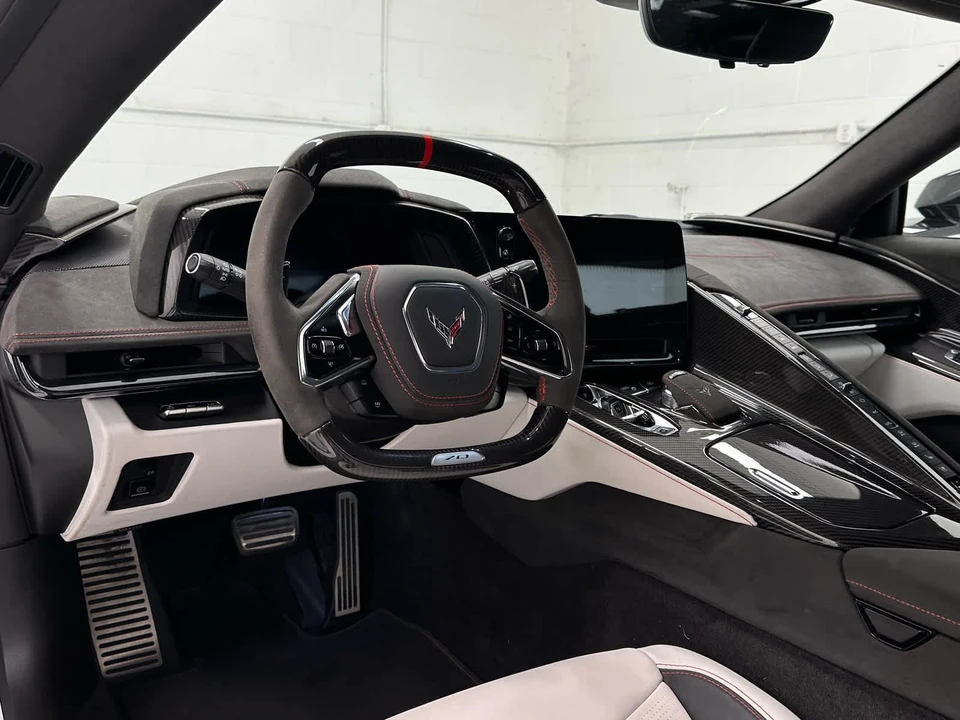 2023 Chevrolet Corvette C8 Z06 - Image 10 of 31