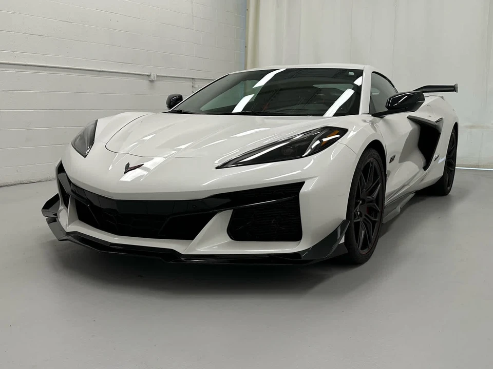 2023 Chevrolet Corvette C8 Z06 - Image 4 of 31