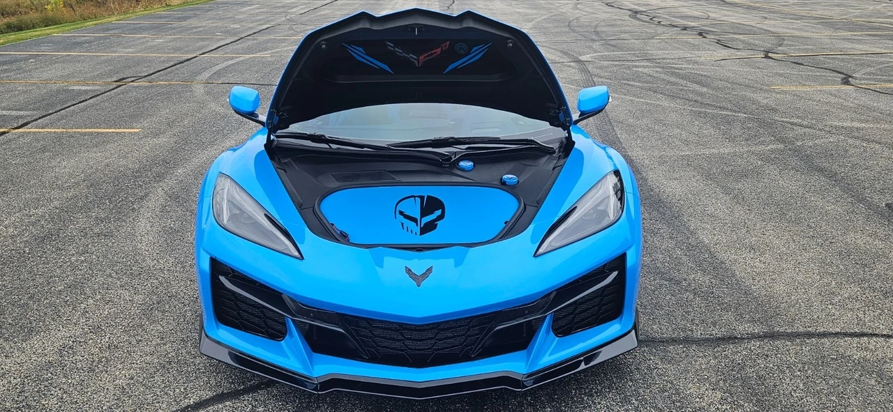 2023 Chevrolet Corvette C8 - Image 2 of 19
