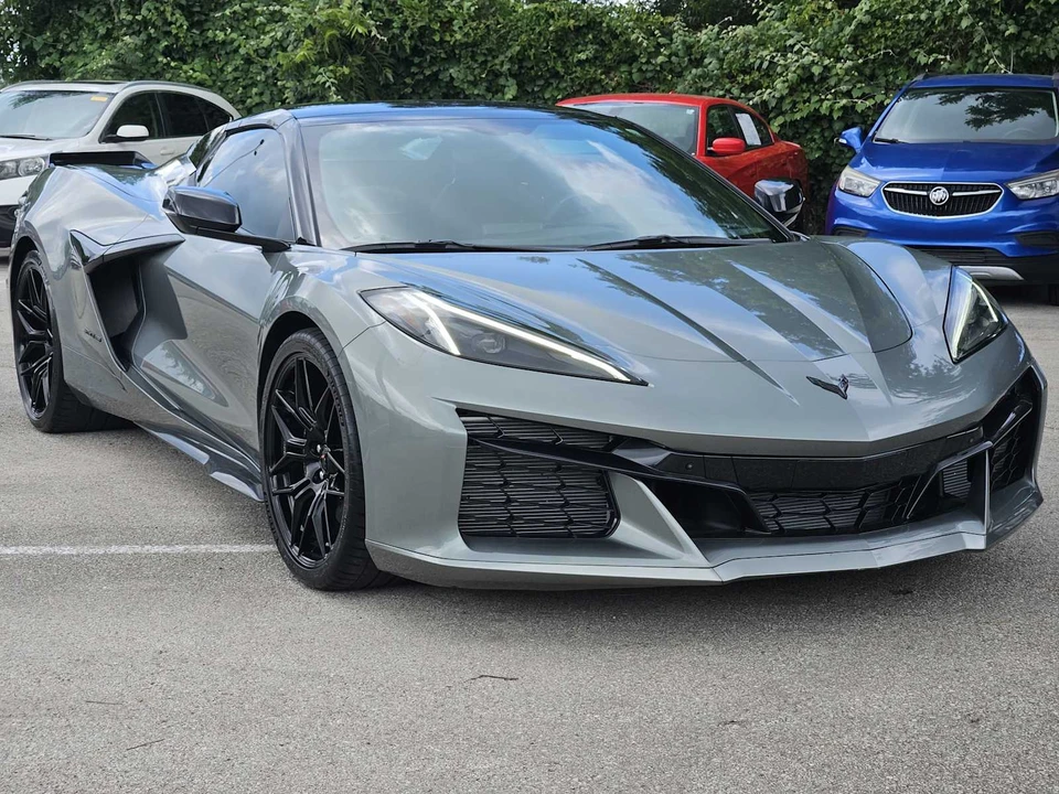 2023 Chevrolet Corvette C8 - Image 3 of 31