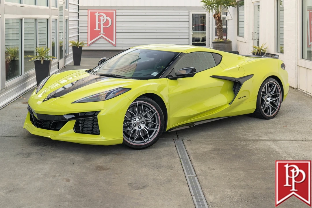 2023 Chevrolet Corvette C8 Z06 - Image 8 of 21