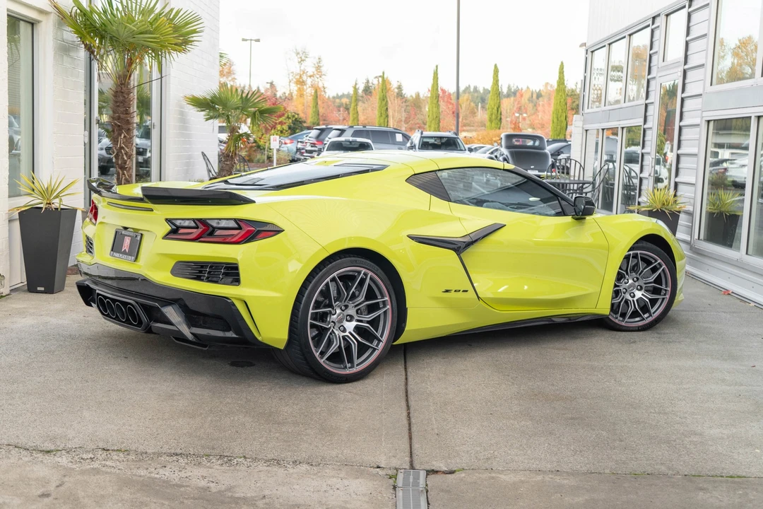 2023 Chevrolet Corvette C8 Z06 - Image 7 of 21