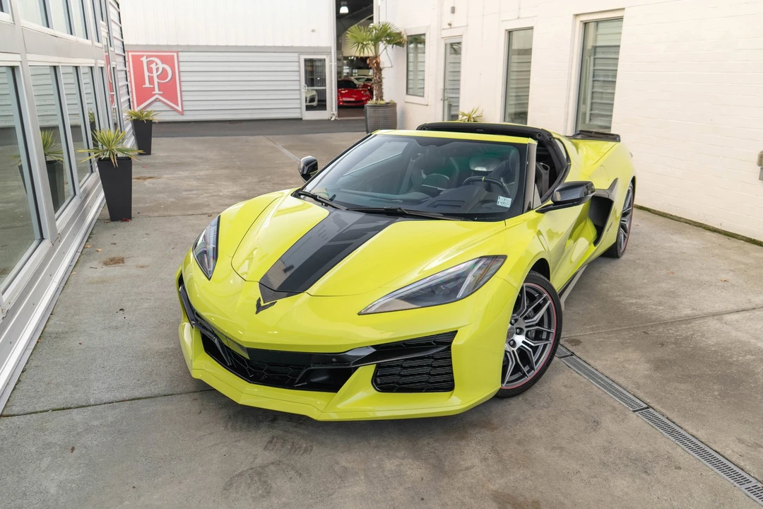 2023 Chevrolet Corvette C8 Z06 - Image 2 of 21