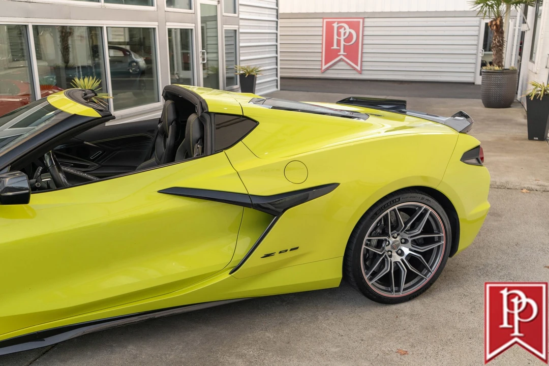 2023 Chevrolet Corvette C8 Z06 - Image 4 of 21