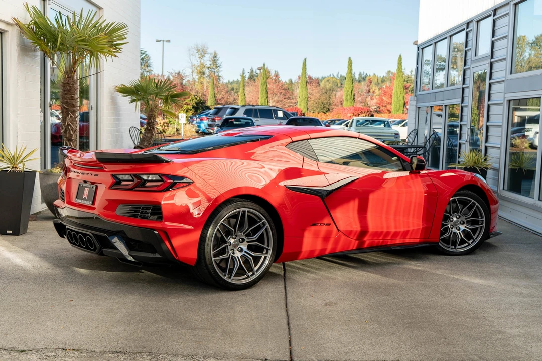 2023 Chevrolet Corvette C8 Z06 - Image 8 of 21