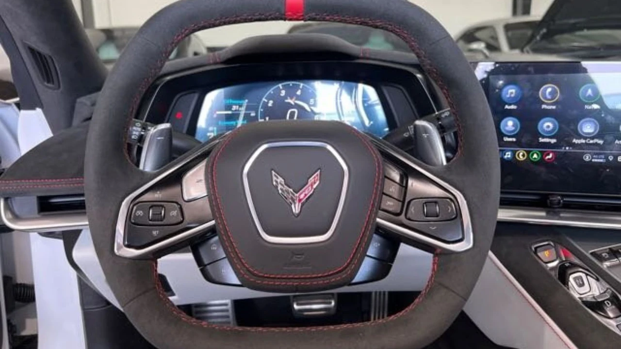 2023 Chevrolet Corvette C8 - Image 5 of 10