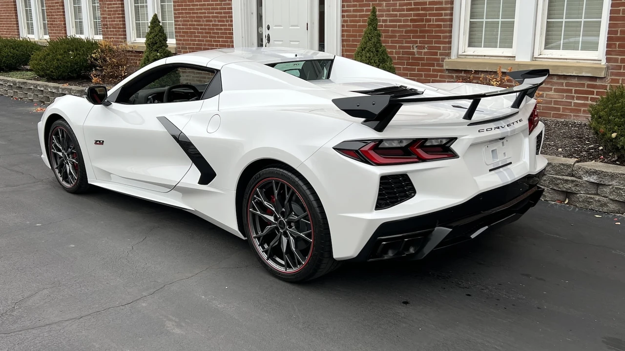 2023 Chevrolet Corvette C8 - Image 12 of 12