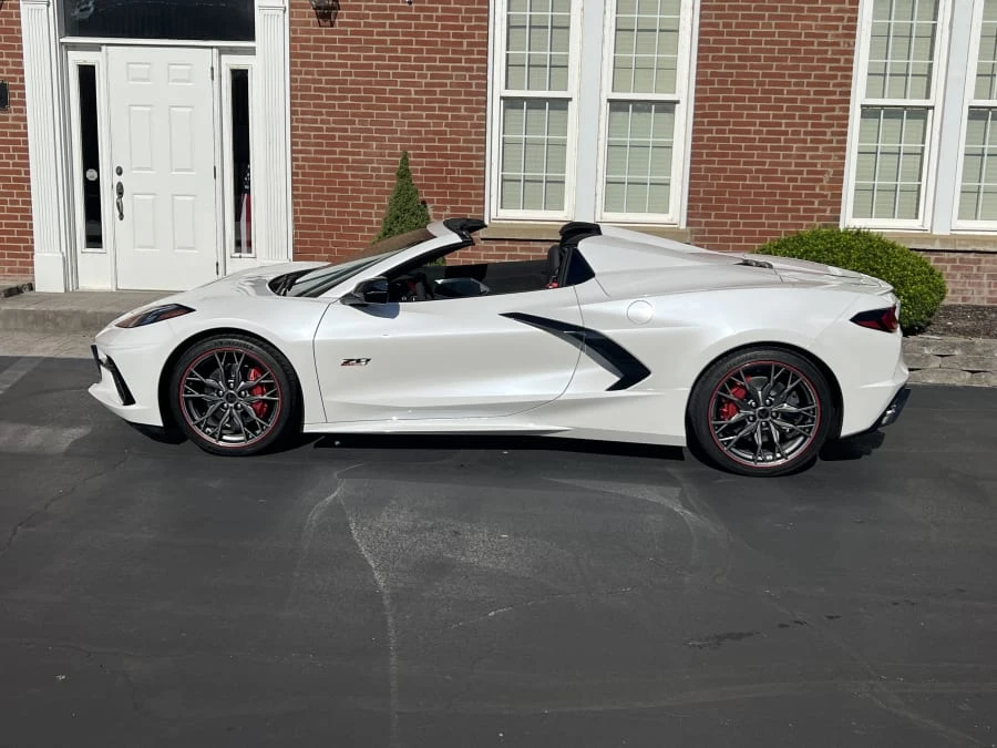 2023 Chevrolet Corvette C8 - Image 2 of 16