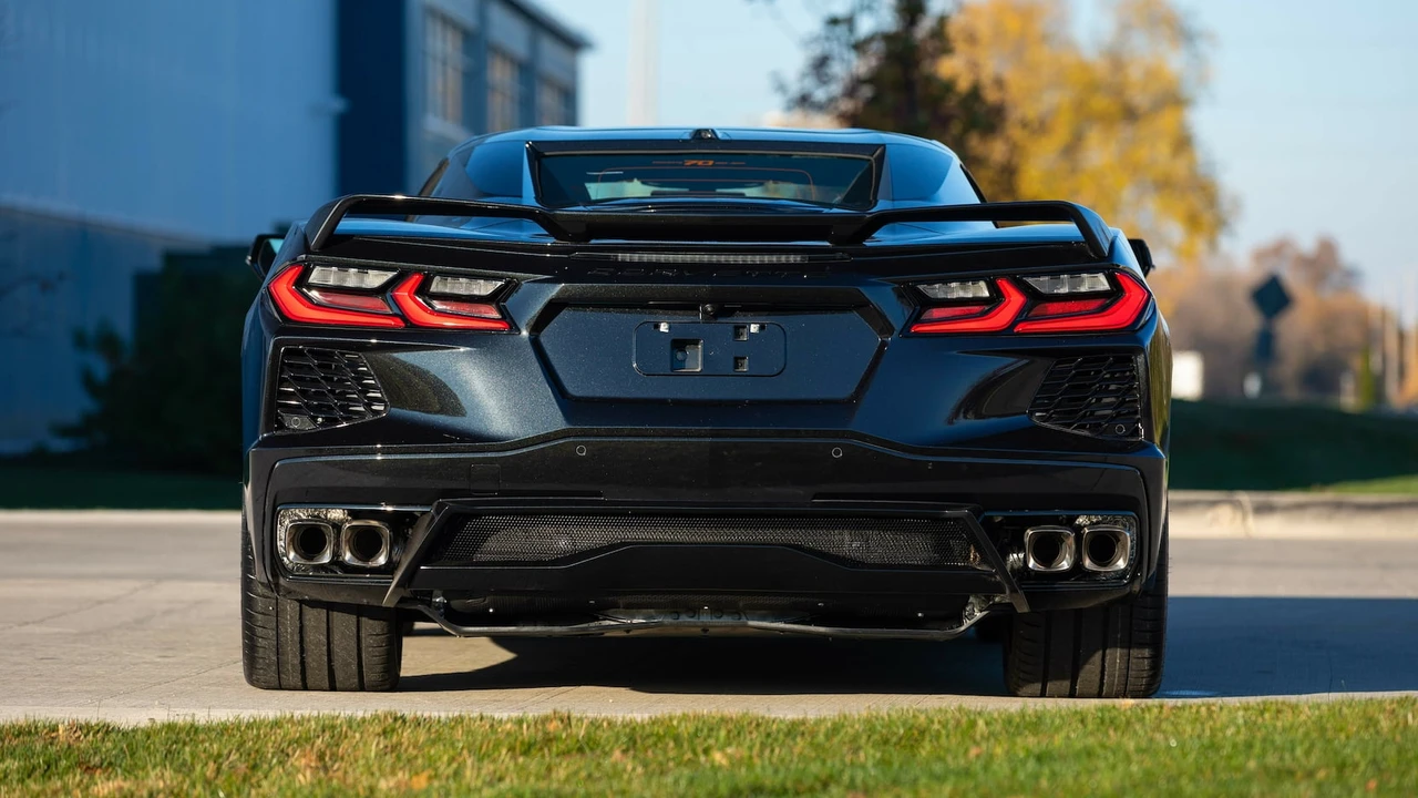 2023 Chevrolet Corvette C8 - Image 17 of 29