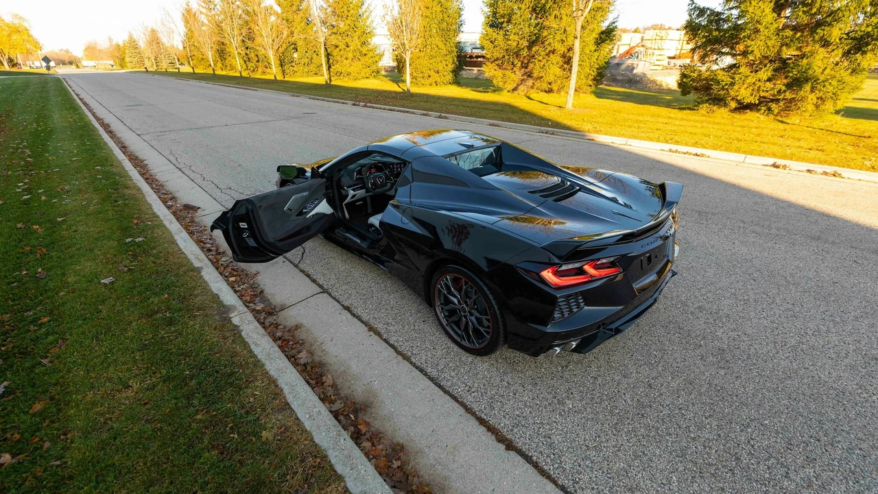 2023 Chevrolet Corvette C8 - Image 26 of 29