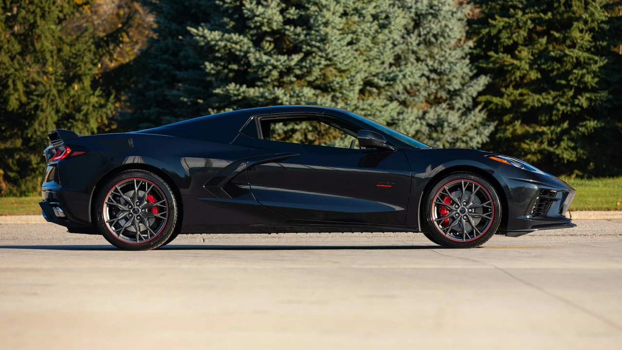 2023 Chevrolet Corvette C8 - Image 7 of 29
