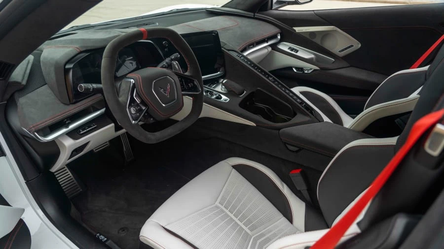 2023 Chevrolet Corvette C8 - Image 4 of 15