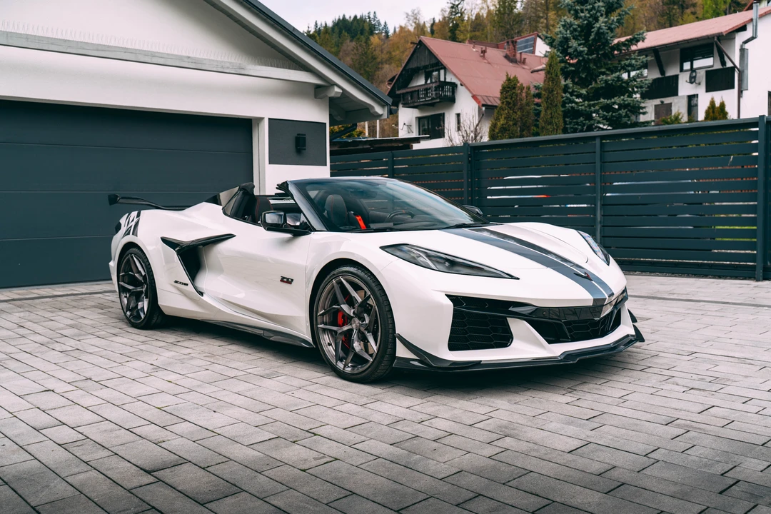 2023 Chevrolet Corvette C8 Z06 - Image 7 of 31