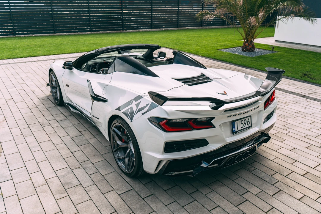 2023 Chevrolet Corvette C8 Z06 - Image 5 of 31