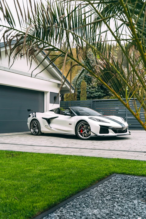 2023 Chevrolet Corvette C8 Z06 - Image 12 of 31