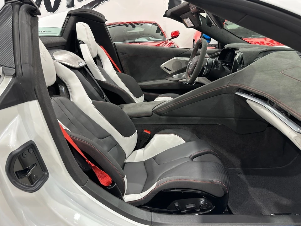 2023 Chevrolet Corvette C8 - Image 19 of 21